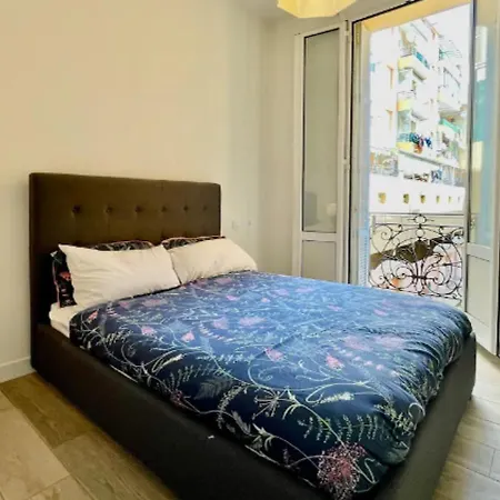Large 4-room Town Center Near Monaco Feriehus Beausoleil